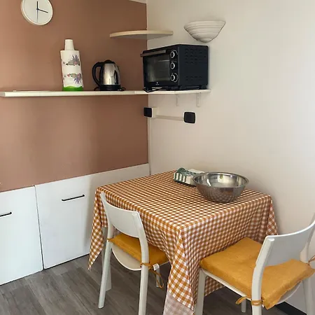 Penthouse Near The Historic Center * Modena