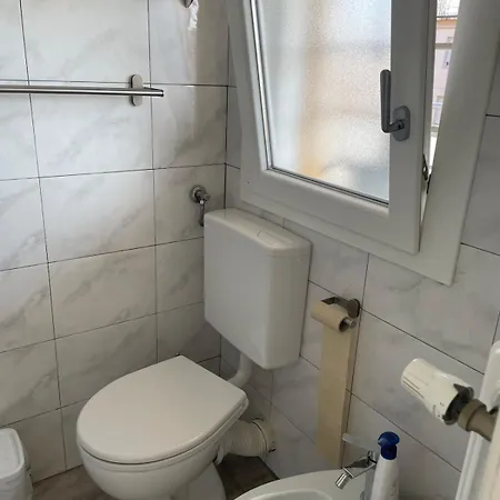 Penthouse Near The Historic Center Lägenhet