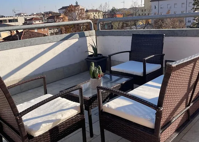 アパート Penthouse Near The Historic Center